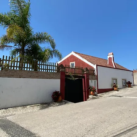 Aldeamento Turístico Páteo Do Duque *