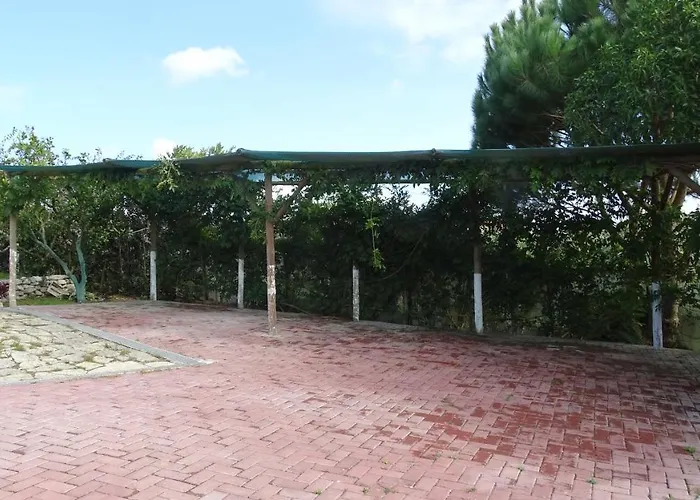 Páteo Do Duque * Salir de Matos