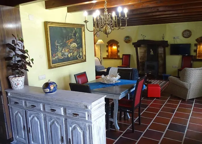 Páteo Do Duque Salir de Matos